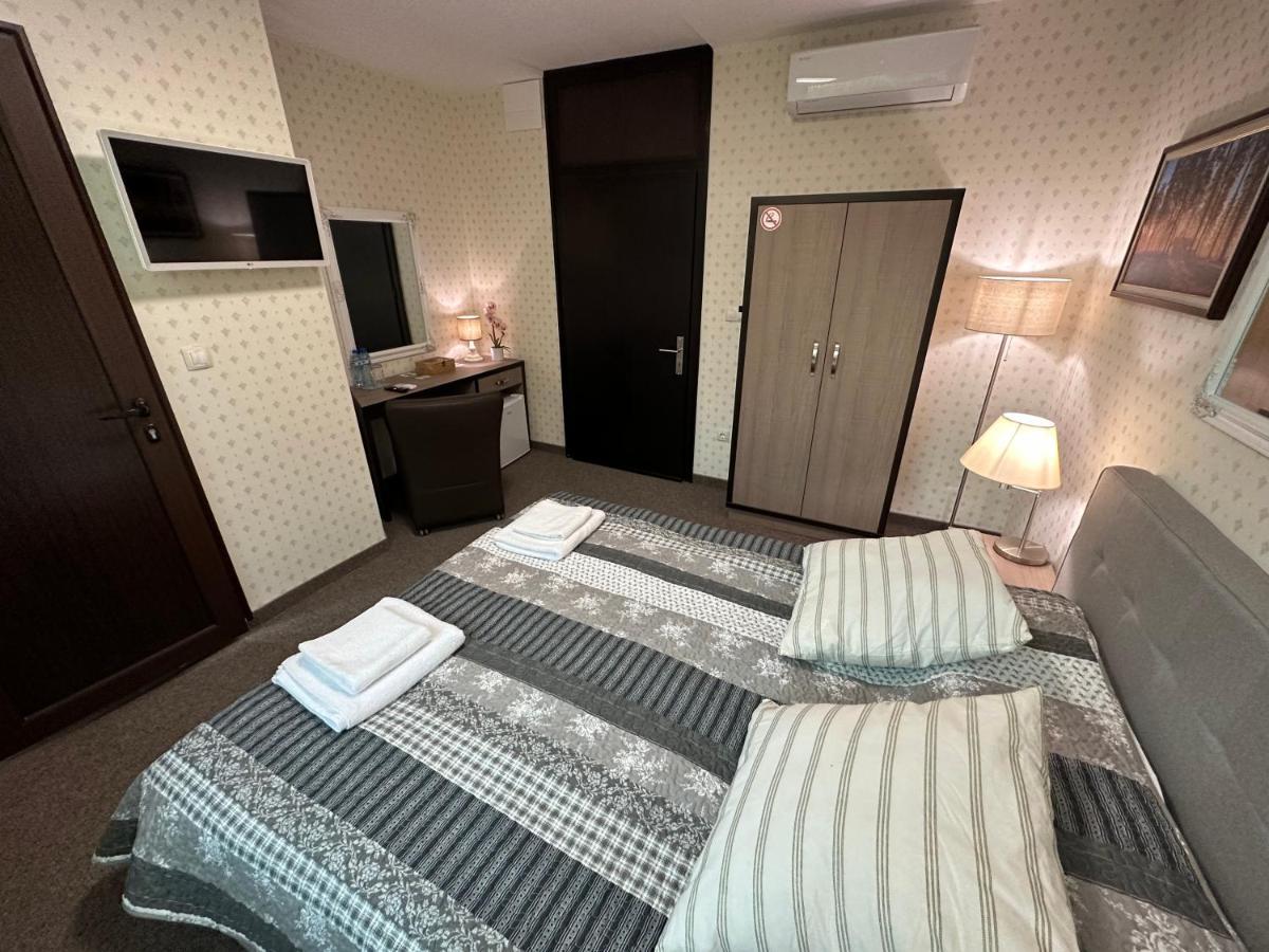 Хотел Аврора Haskovo Extérieur photo